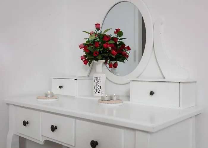 Βίλα Lipovac Τρογκίρ