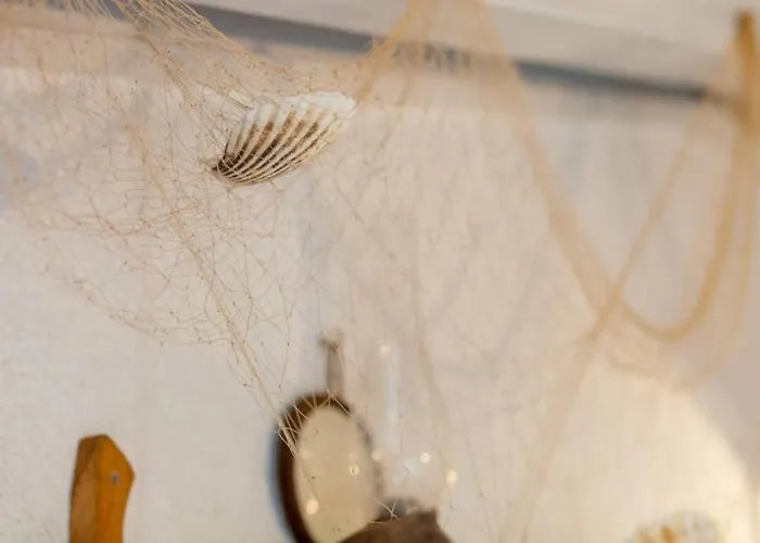 Lipovac Τρογκίρ